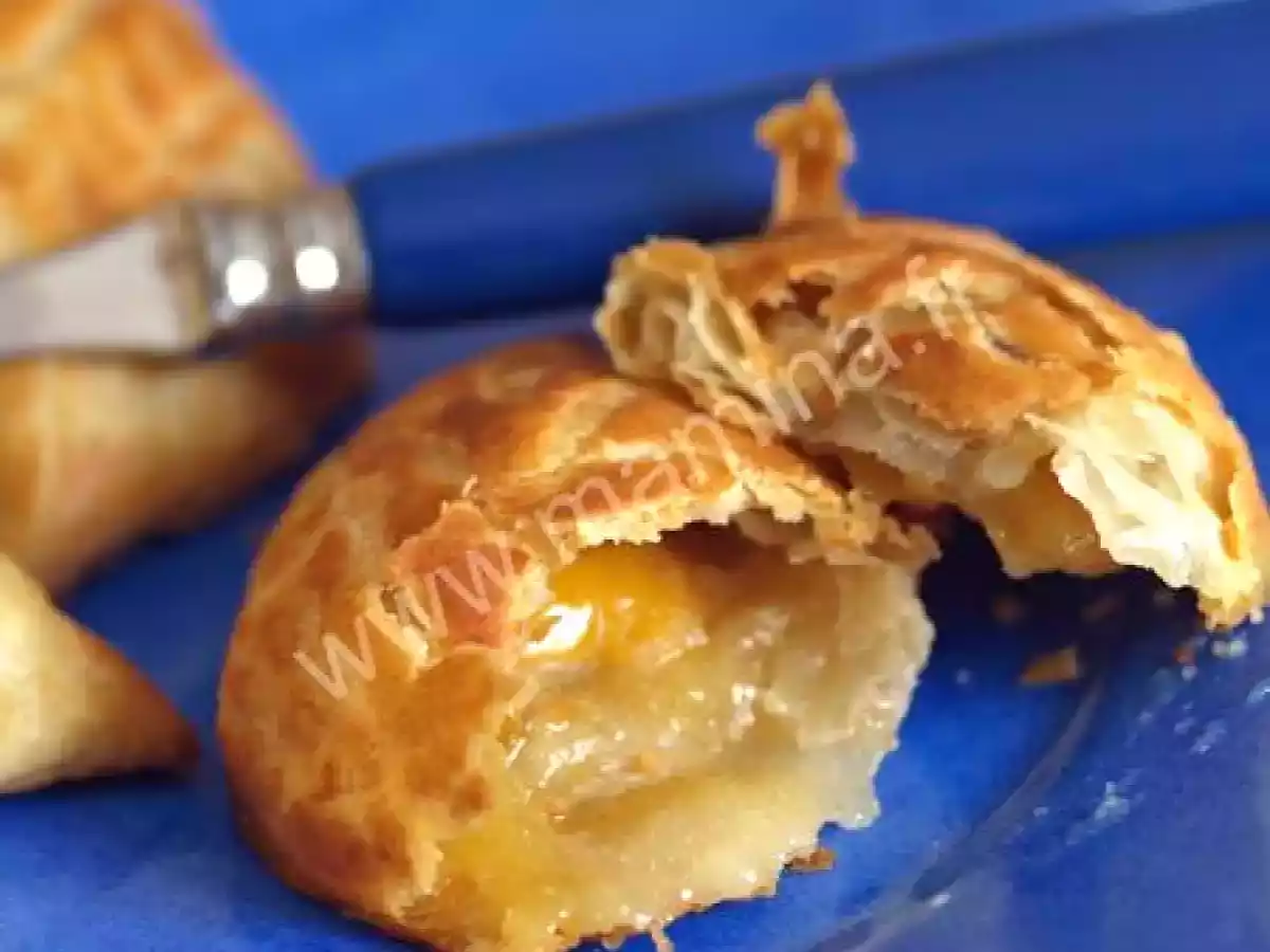 Chaussons aux mirabelles, au safran et à la crème de calissons