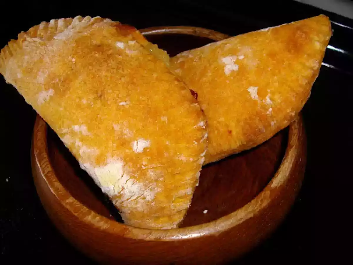 Chaussons aux pommes / Chaussons à la pêche