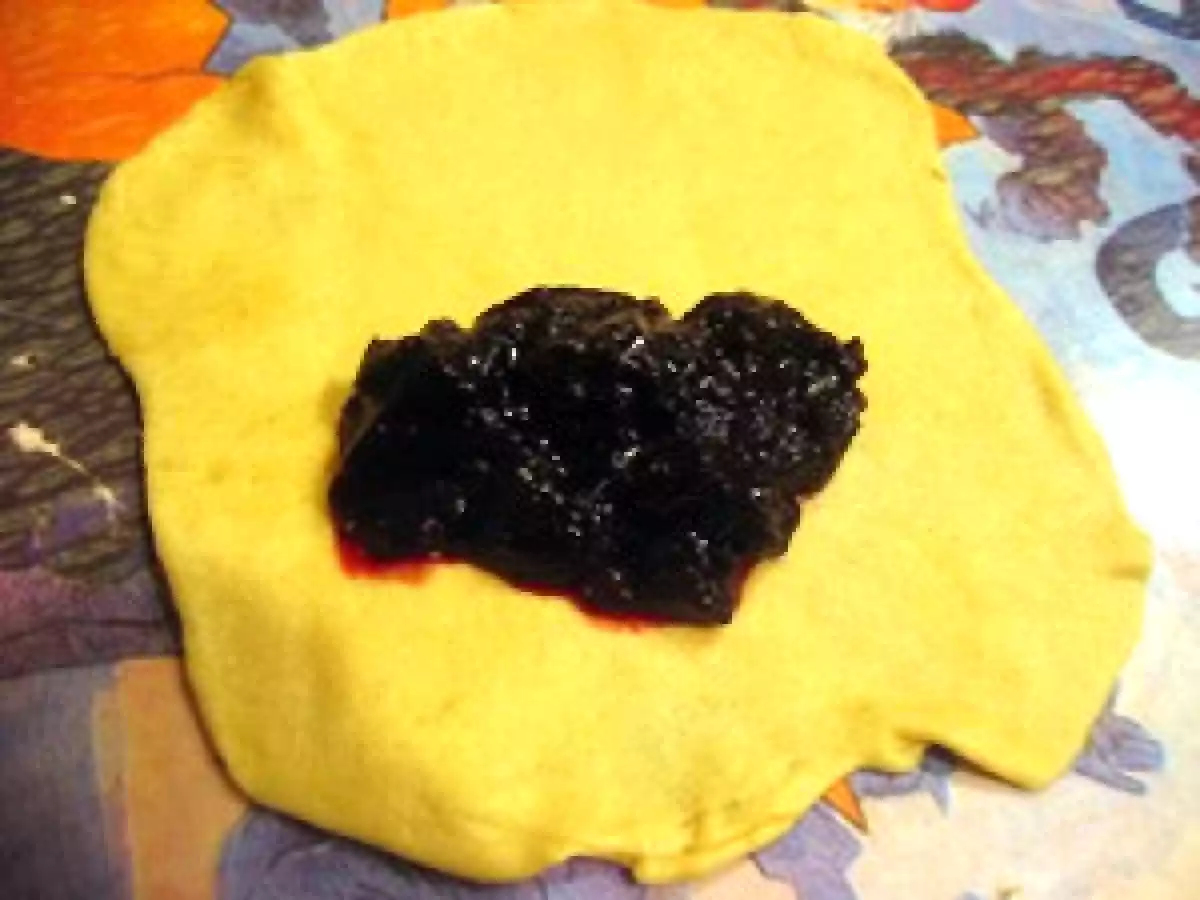 Chaussons briochés aux pommes et myrtilles - photo 3