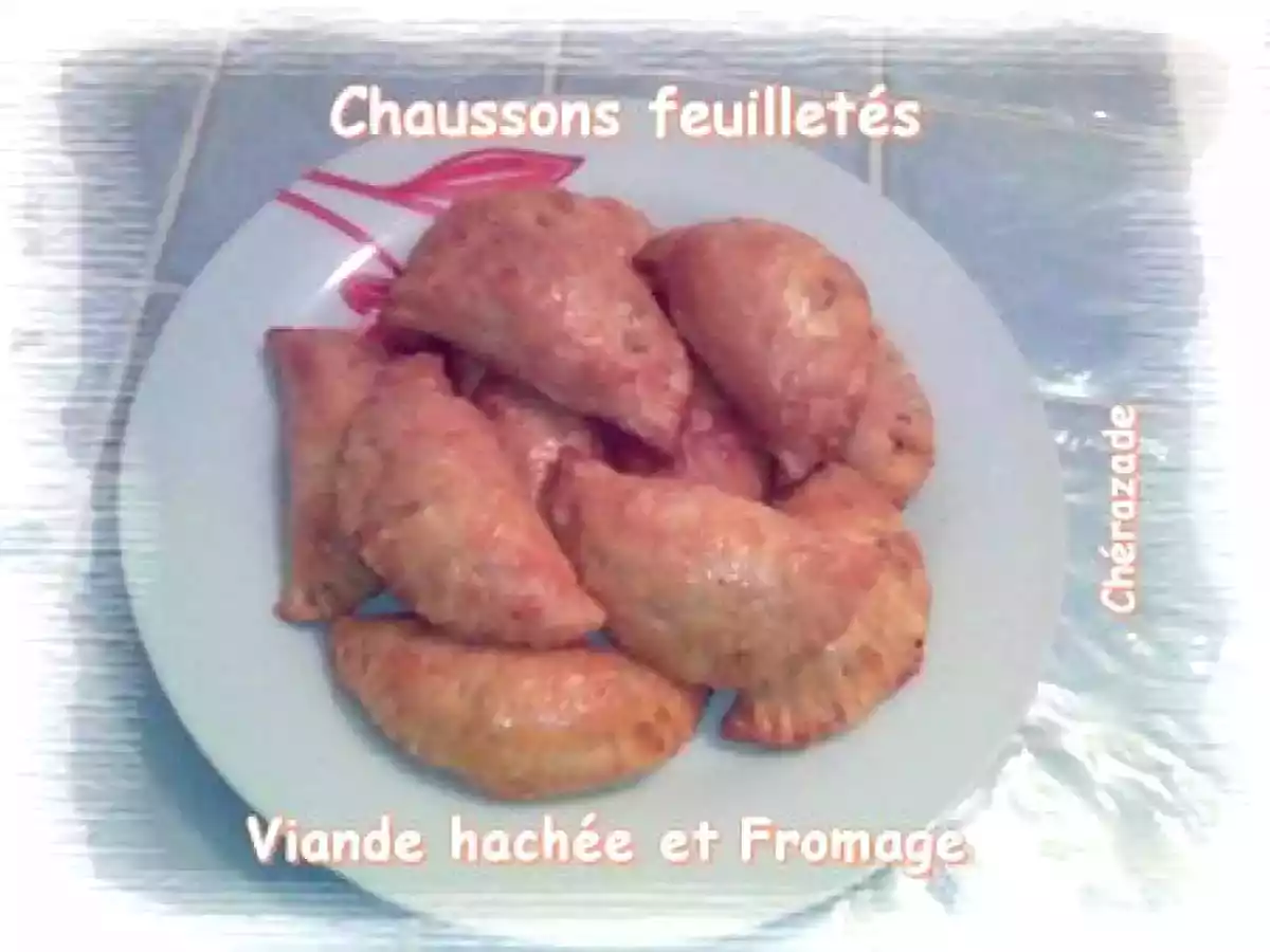 Chaussons feuilletés (viande hachée et fromage)