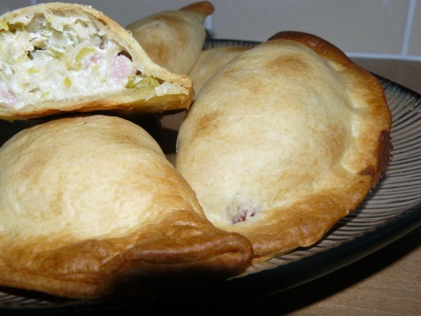 Chaussons Poireaux Lardons Recette Ptitchef