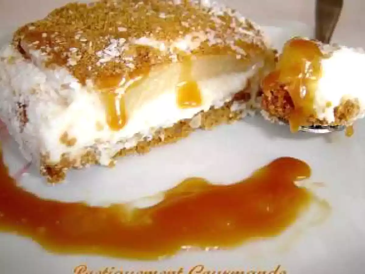 Cheesecake à l'ananas, nappage caramel au beurre salé