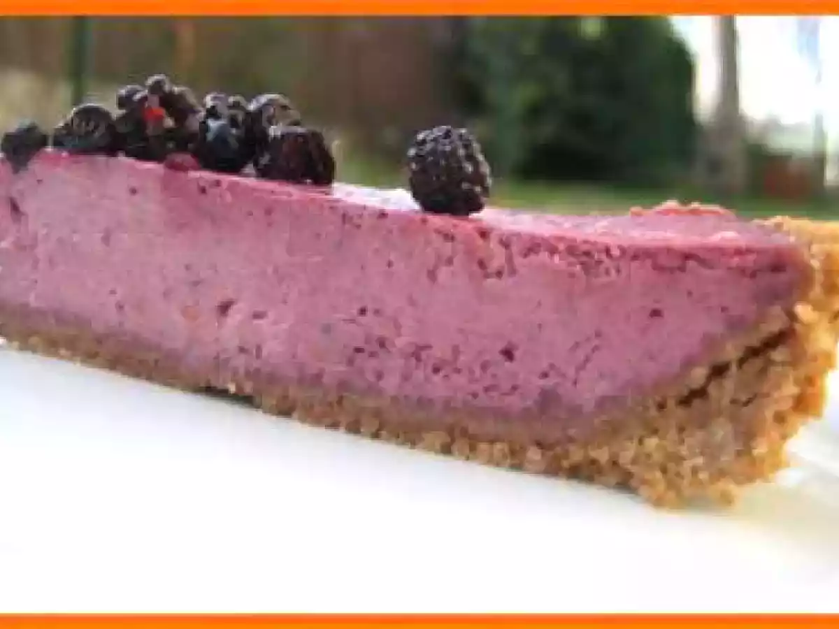 CHEESECAKE AUX FRUITS ROUGES