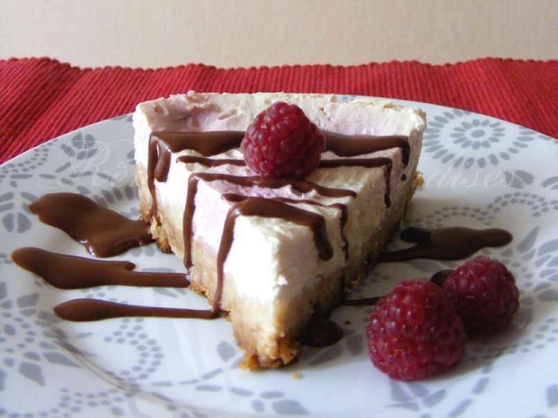 Cheesecake coco-framboises et son coulis de chocolat noir - photo 2