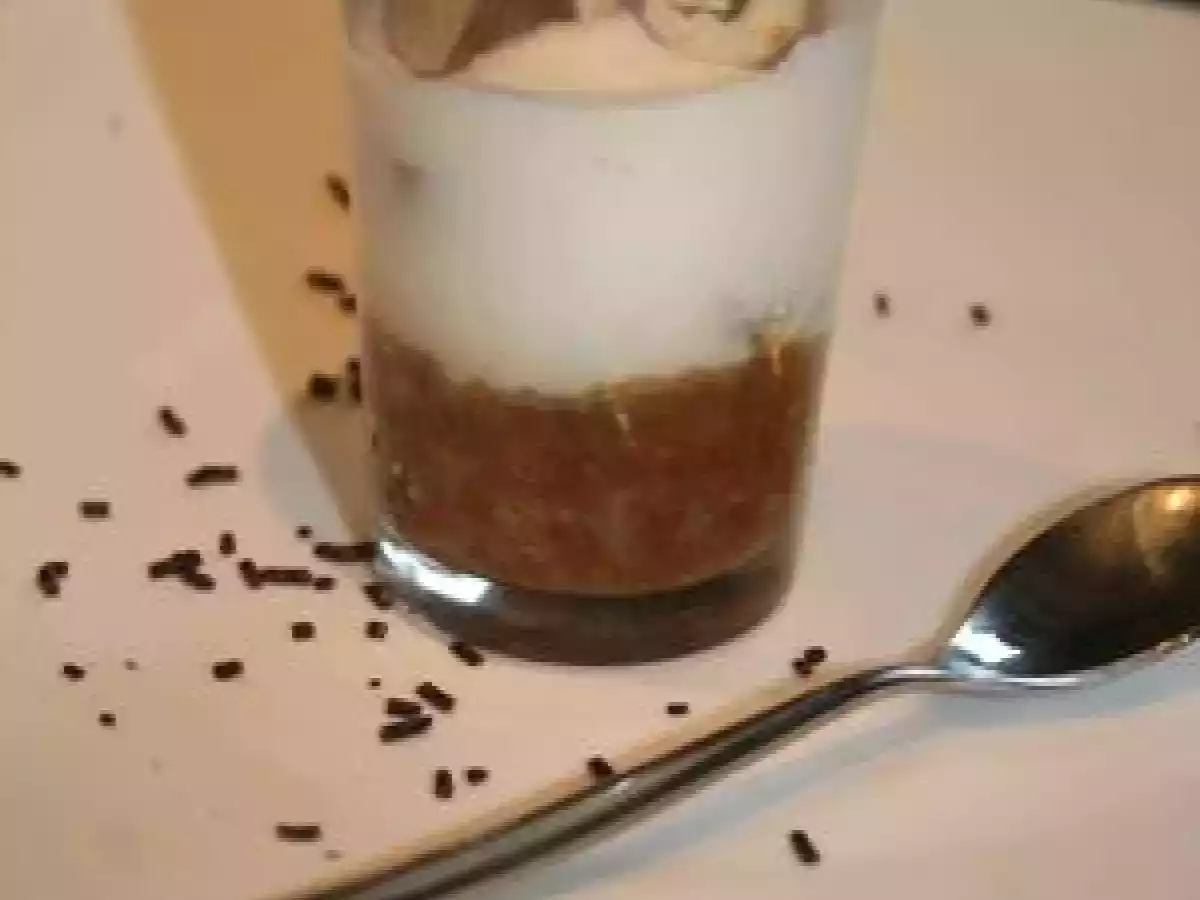 CHEESECAKE EN VERRINE AUX schokobons