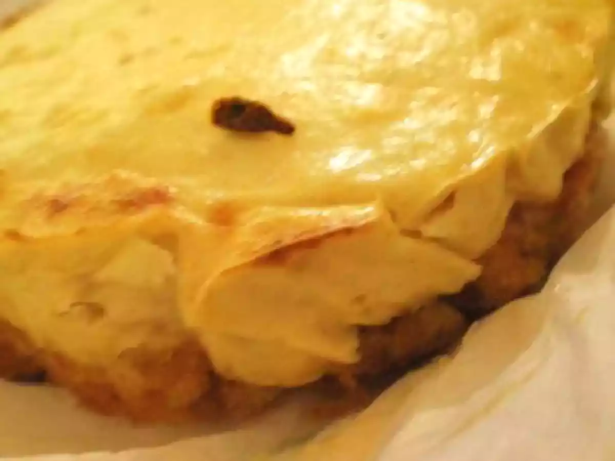 Cheesecake salé aux asperges et au bacon