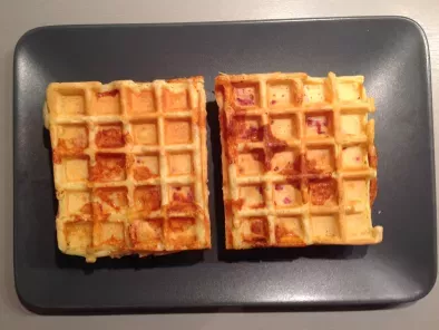 Cheesy Waffles (gaufres au fromage)