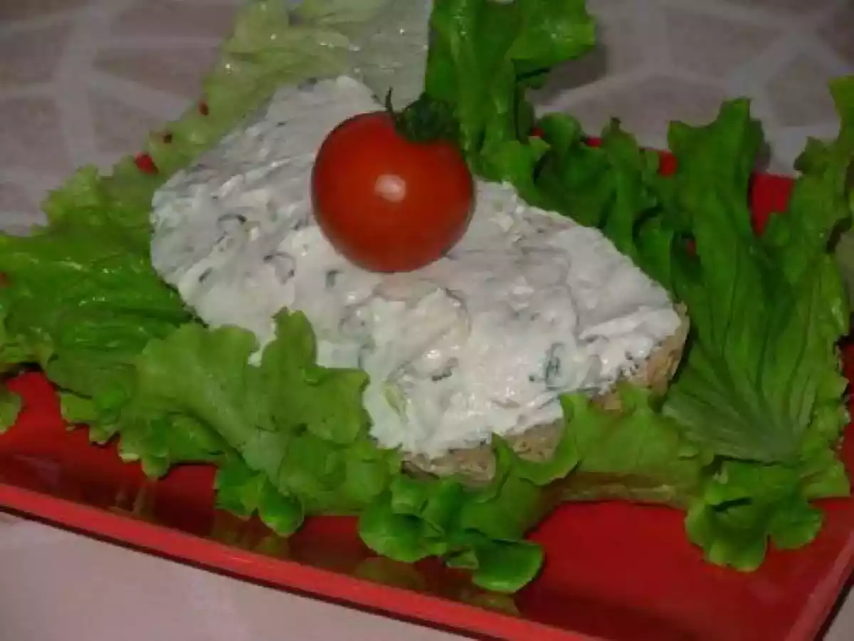 Chèvre frais maison, avec plein d'herbes et des cives !!