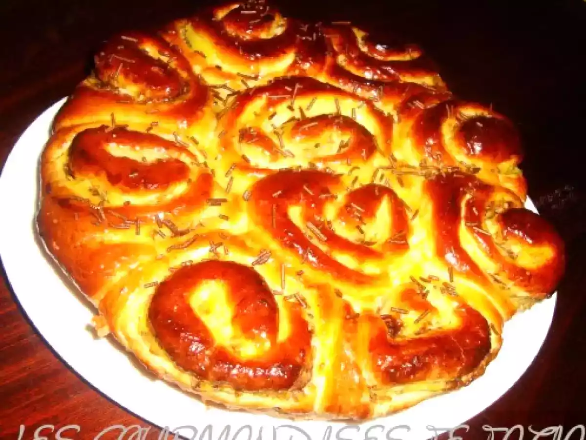 Chinois fourré à la crème pâtissière