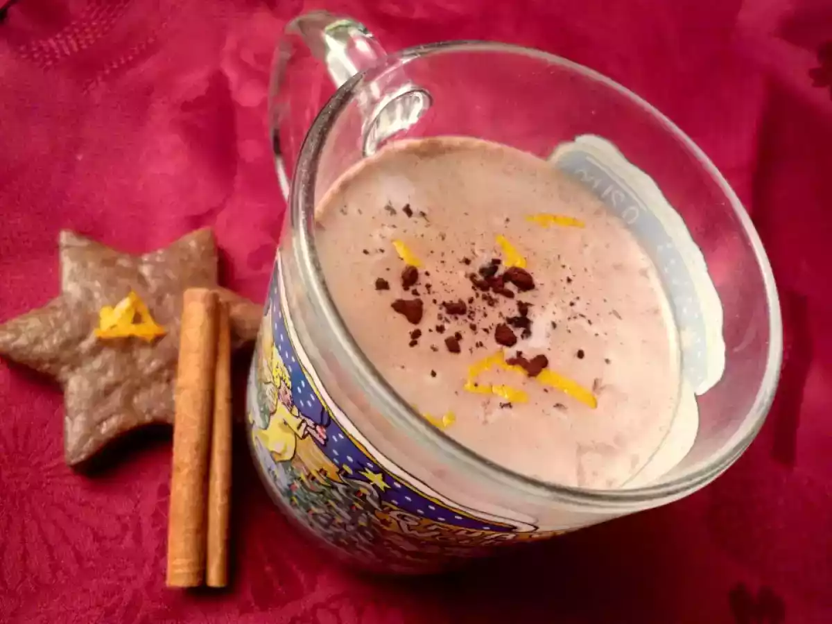 Chocolat chaud à l'orange et à la cannelle