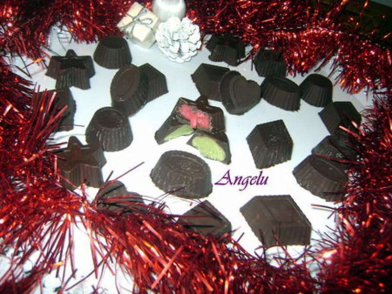 Chocolats de Noël : ganache fraise et pâte d'amande - photo 2