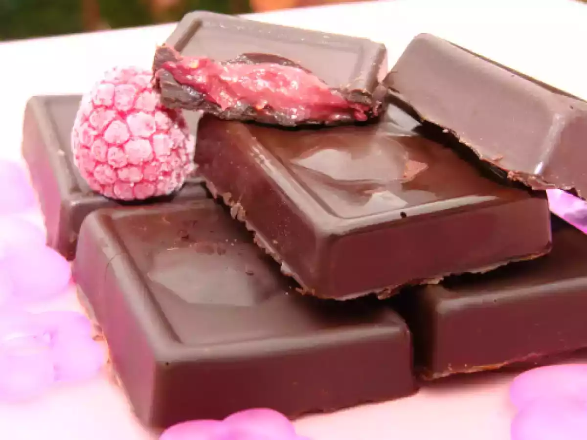 Chocolats fourrés à la ganache framboise