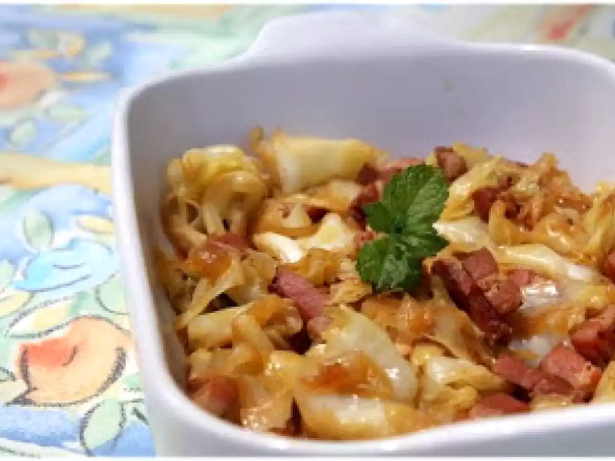 Chou blanc braisé à la menthe