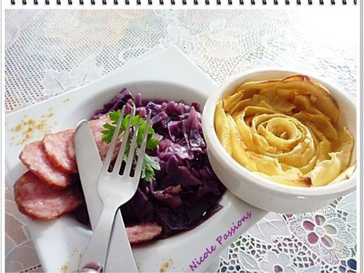 Recette de chou rouge aux pommes et saucisse de morteau