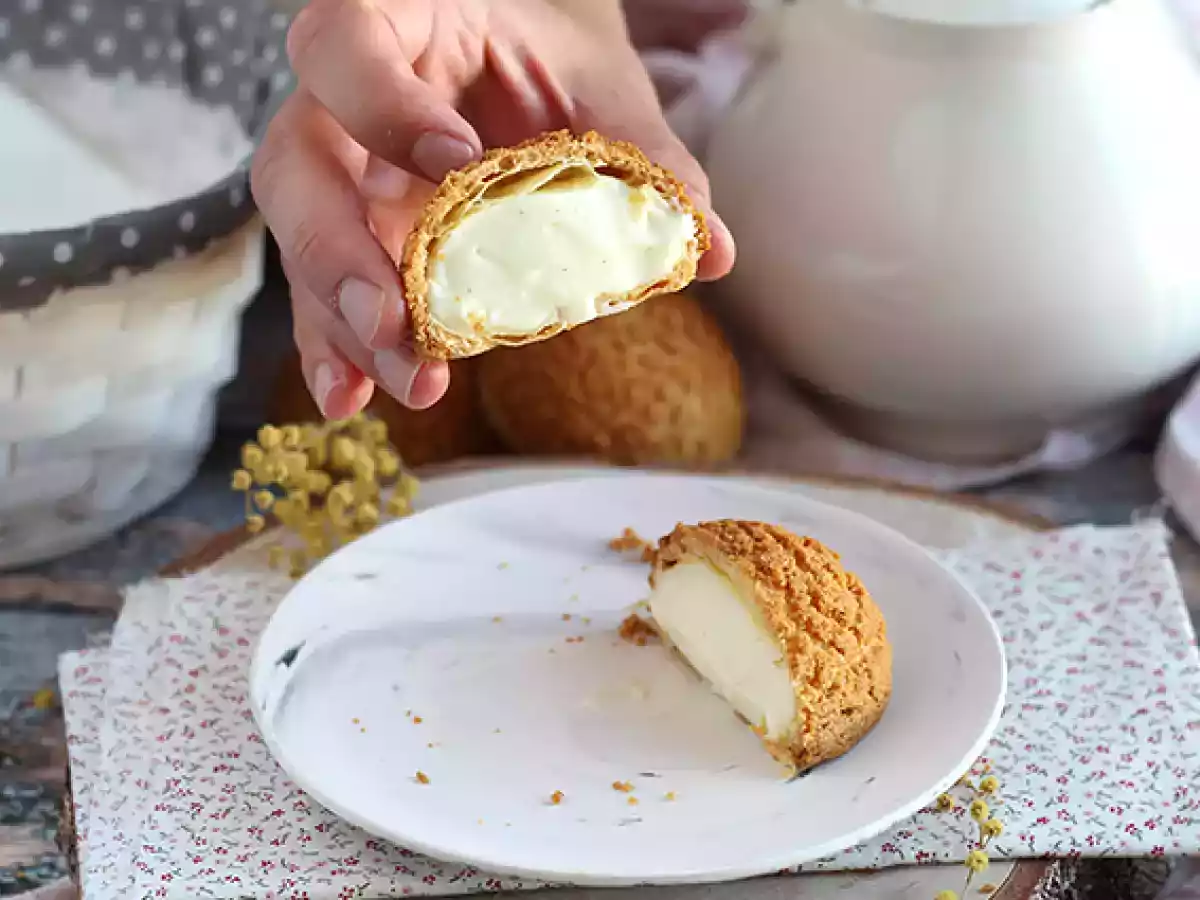 Choux craquelin à la crème à la vanille - photo 3