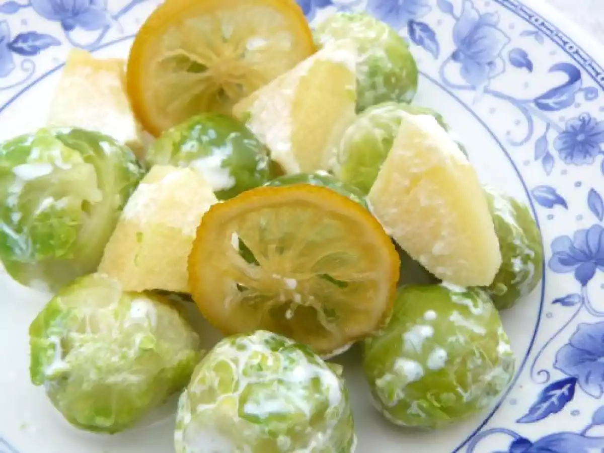 Choux de Bruxelles aux coings et à la crème