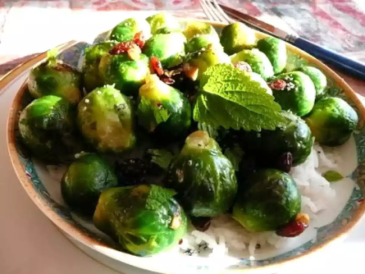 Choux de Bruxelles aux raisins secs