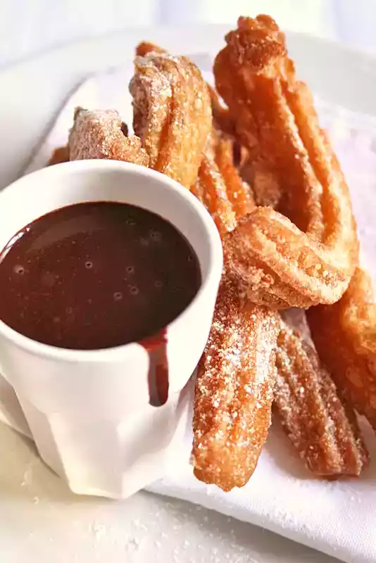 Churros & chocolat chaud  l'ancienne