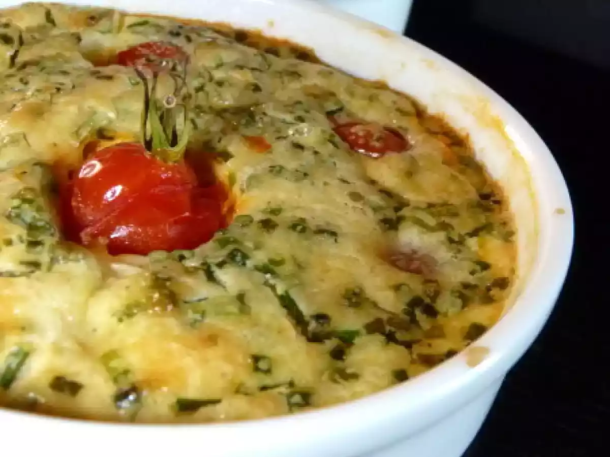 CLAFOUTIS A LA RICOTTA ET TOMATES CERISES