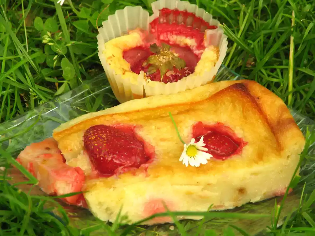 Clafoutis au lait de coco et aux fraises