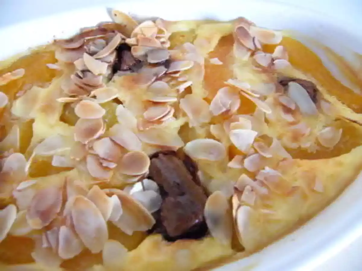 Clafoutis aux abricots, amandes et praliné - photo 2