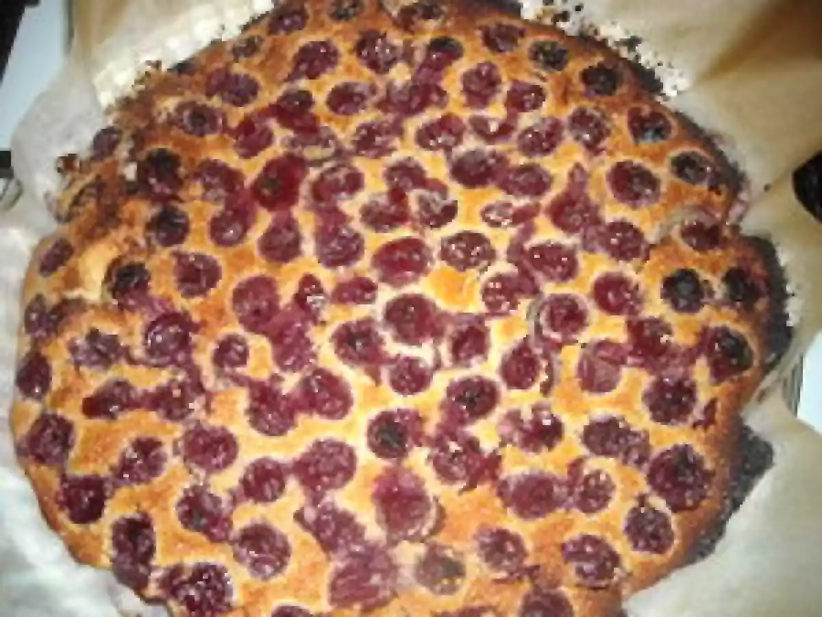 clafoutis aux cerises et une pointe de miel - photo 2