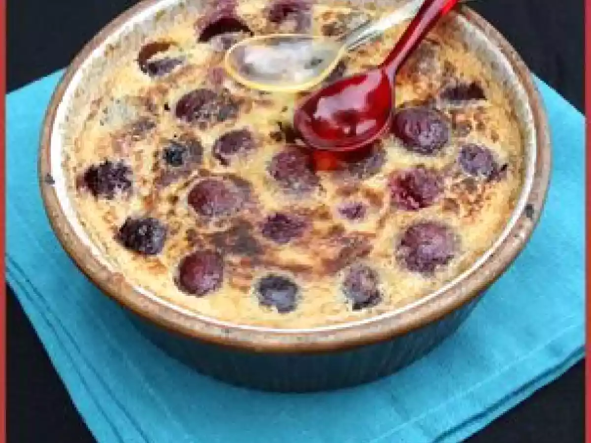 Clafoutis aux cerises légèrement caramélisé
