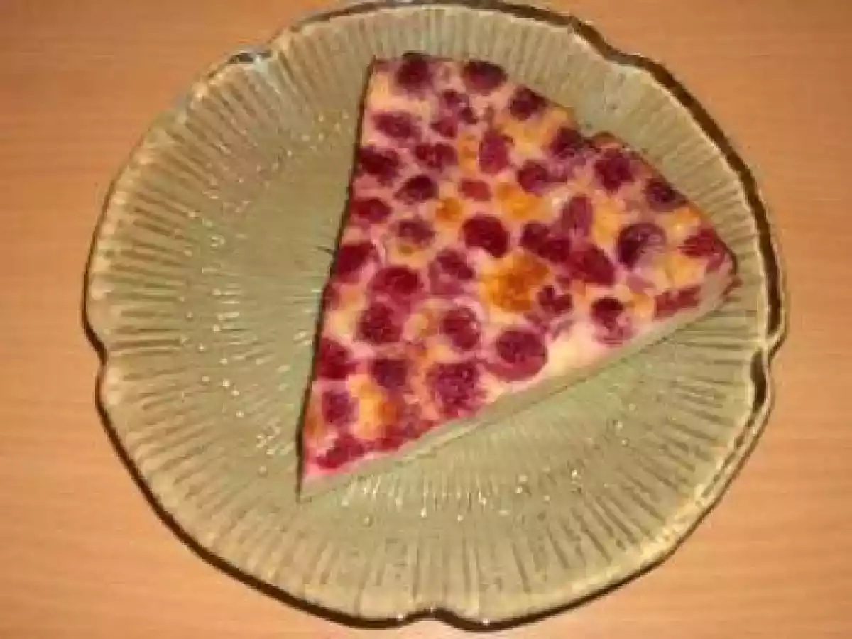 Clafoutis aux framboises et chocolat blanc