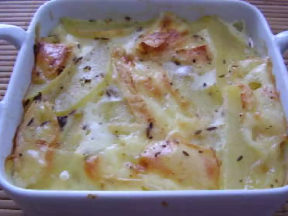 Clafoutis aux pommes de terre, munster et cumin