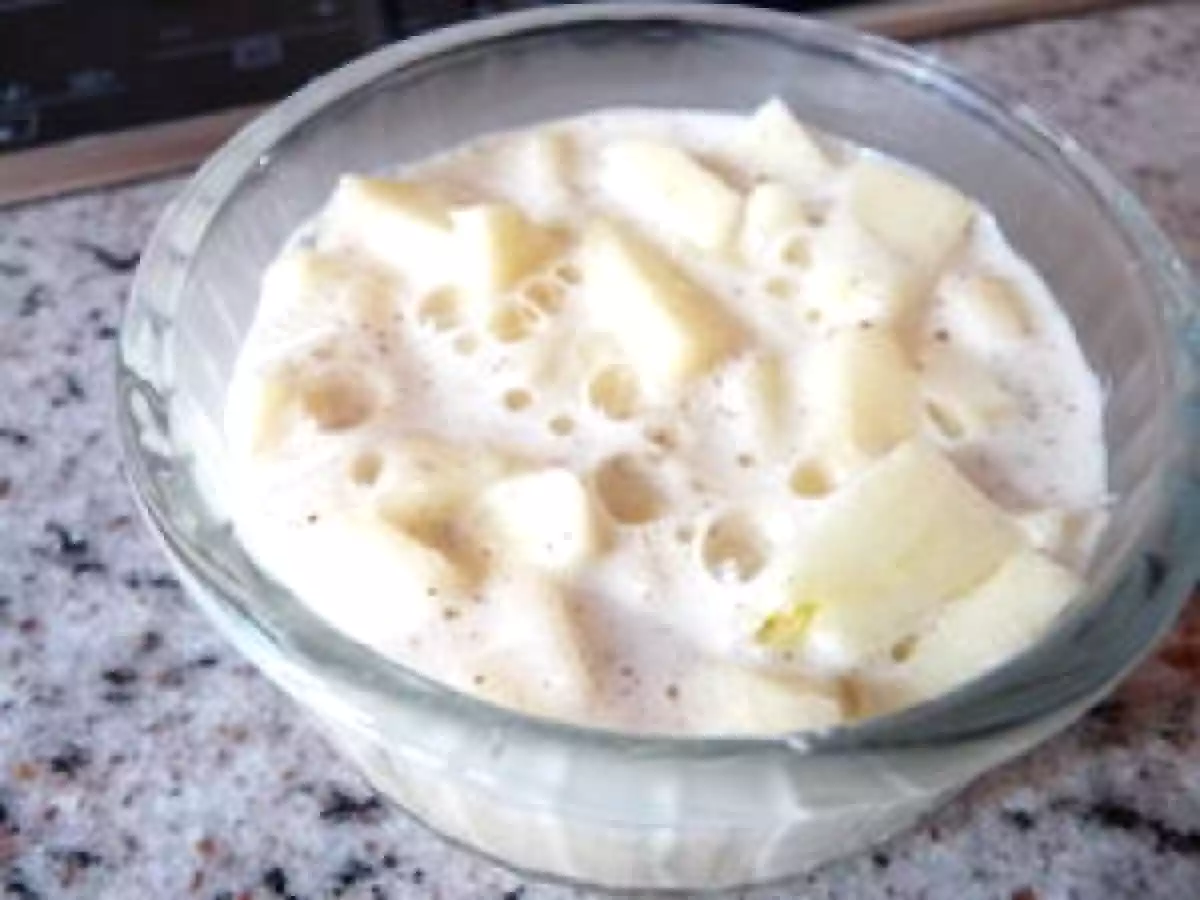 Clafoutis aux pommes et au cidre