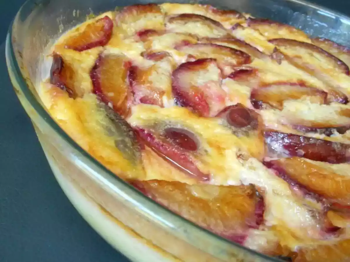 CLAFOUTIS AUX PRUNES ROUGES