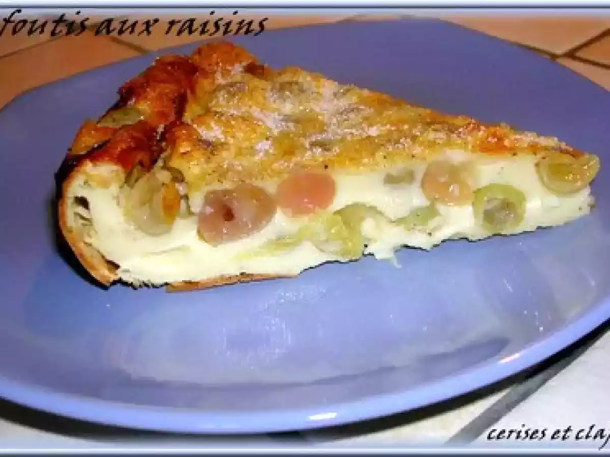 CLAFOUTIS AUX RAISINS