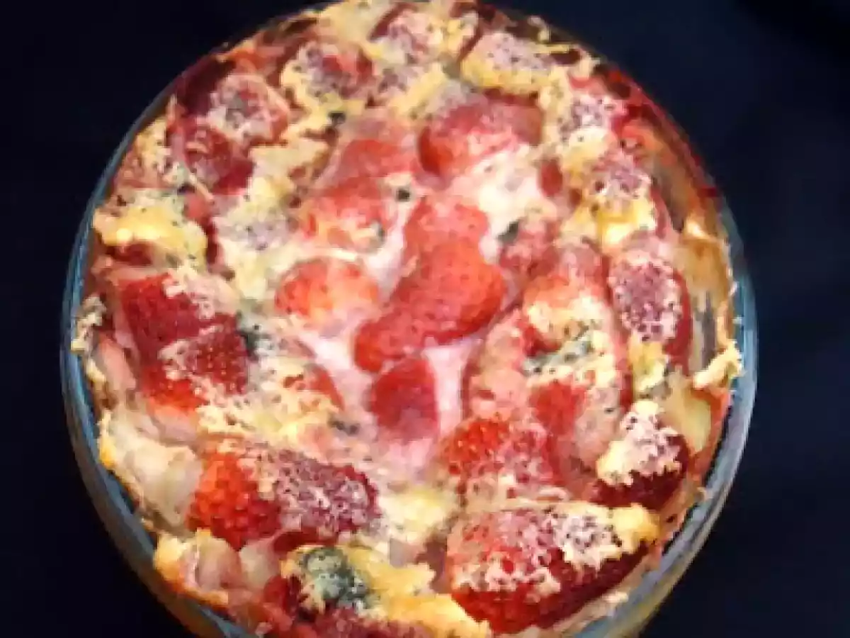 CLAFOUTIS DE FRAISES A LA MENTHE