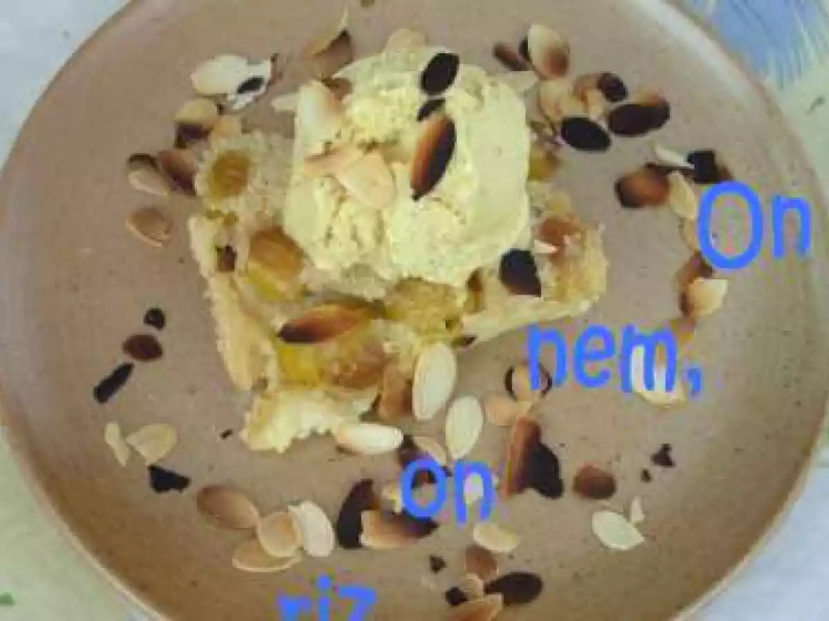 Clafoutis de prunes aux amandes - photo 2