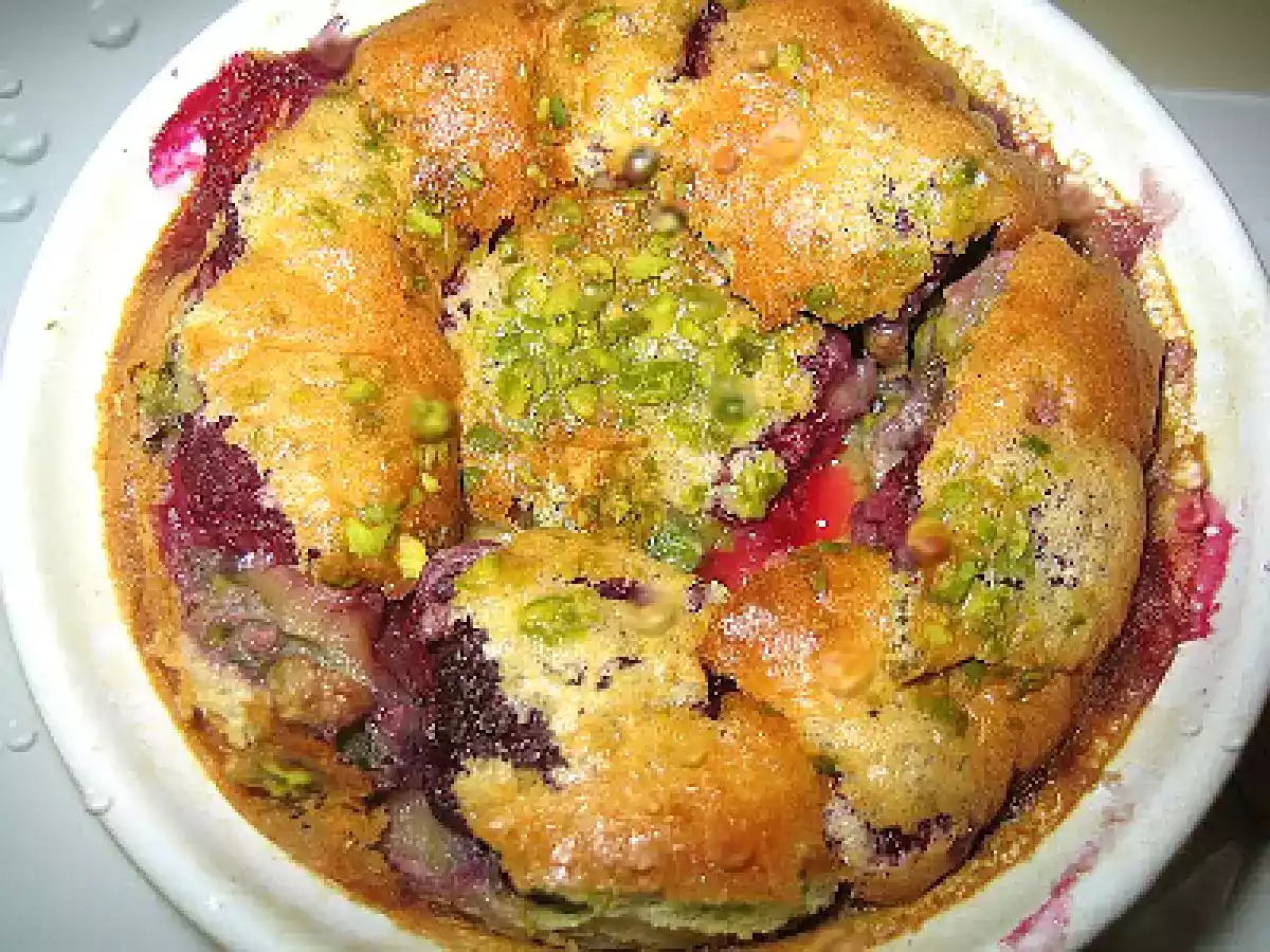 Clafoutis framboises-fruits rouges-pistaches!!! - photo 3