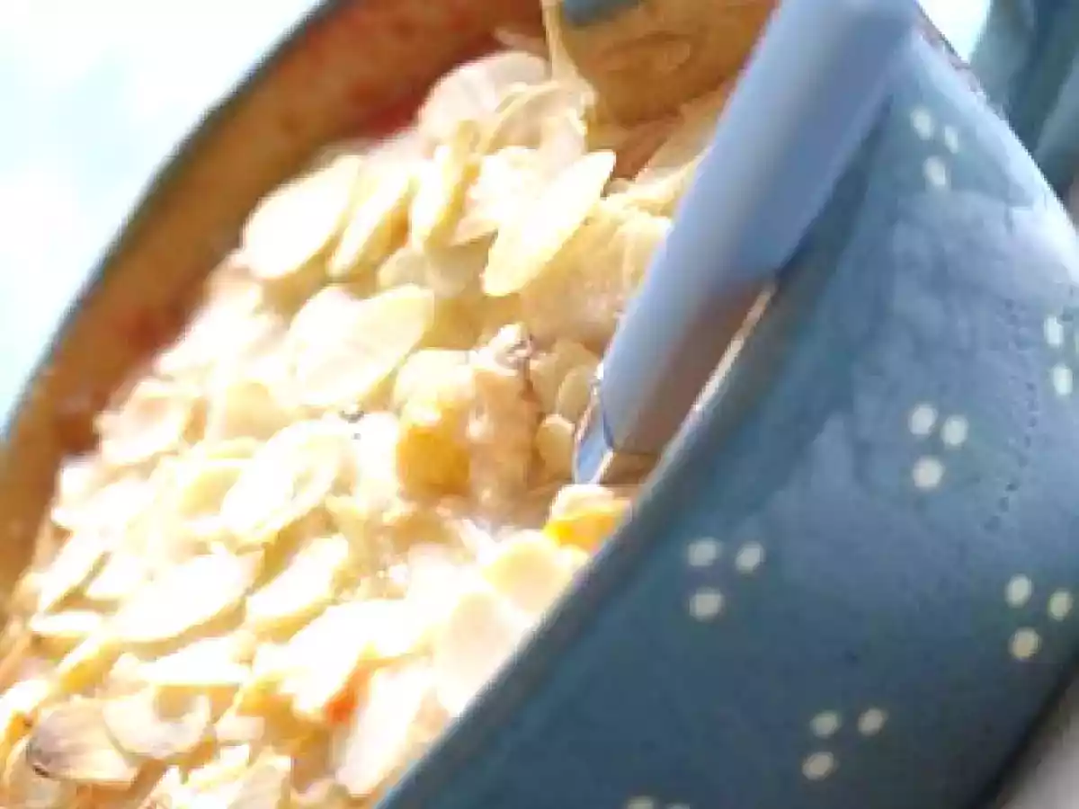Clafoutis léger de pêches au fromage blanc et aux pralines roses - photo 2