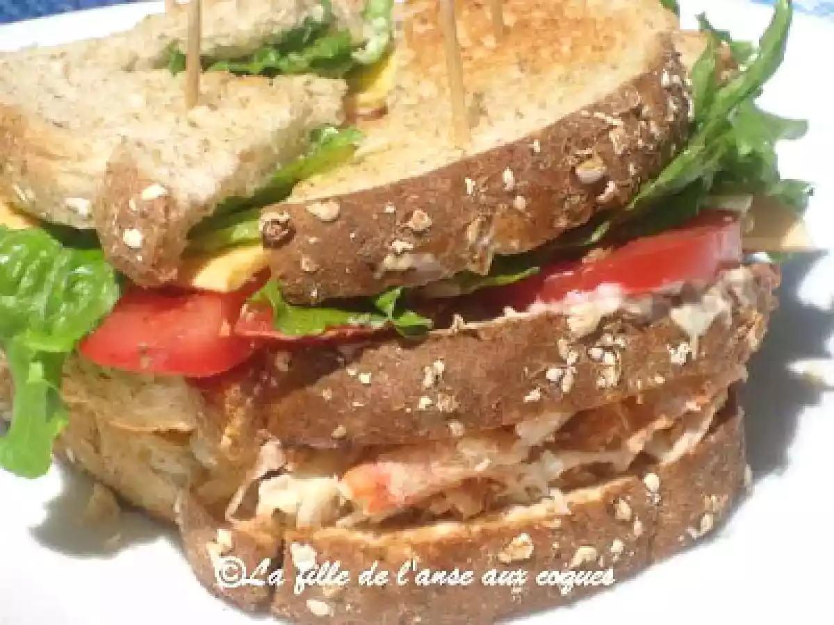 CLUB SANDWICH AU HOMARD