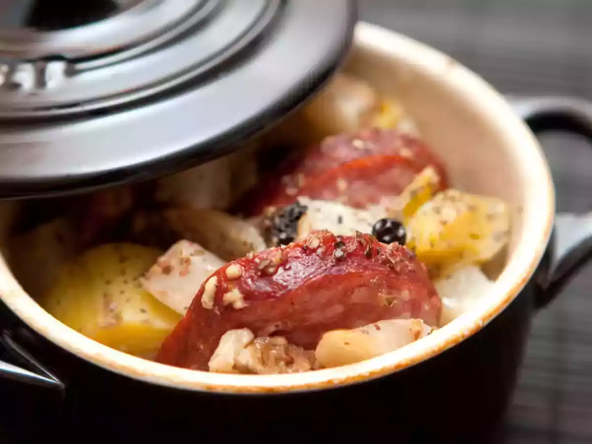 Cocotte de saucisse de Morteau aux trois légumes