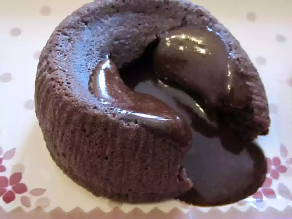 Coeurs Coulants au Chocolat Noir et à la Fève Tonka