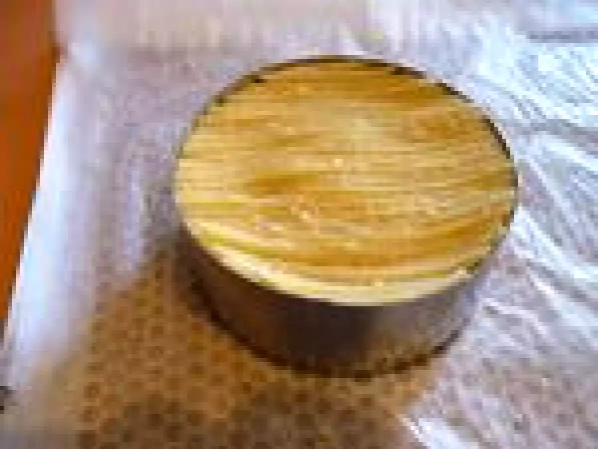 Coffret de spaghetti a la truffe, cèpes et jambon