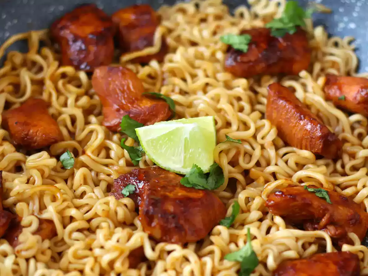 Comment cuisiner les nouilles buldak habanero lime, recette au poulet mariné! - photo 7