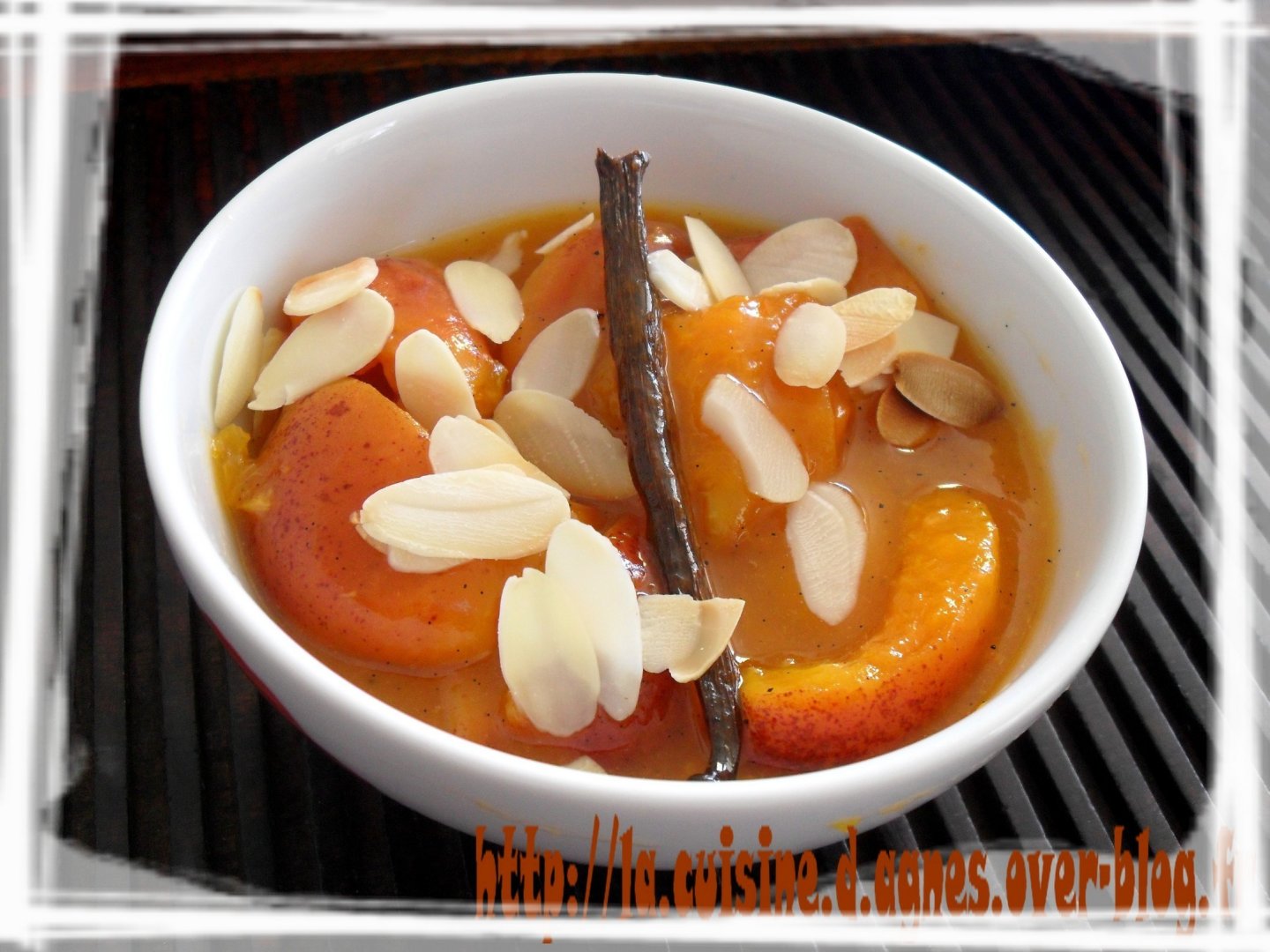 Compote d'abricots aux amandes, Recette Ptitchef