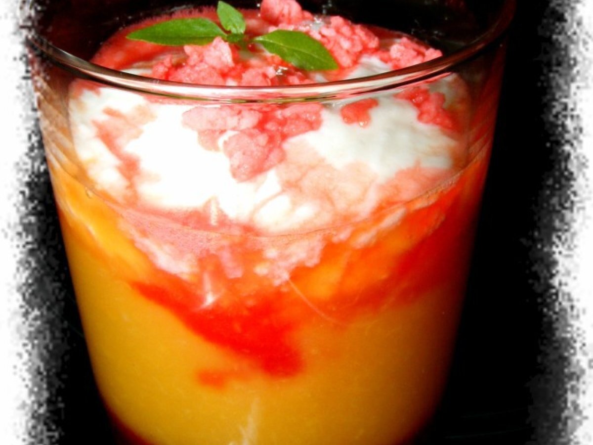 Compote de pêches au mascarpone et sirop de fraises tagada Recette