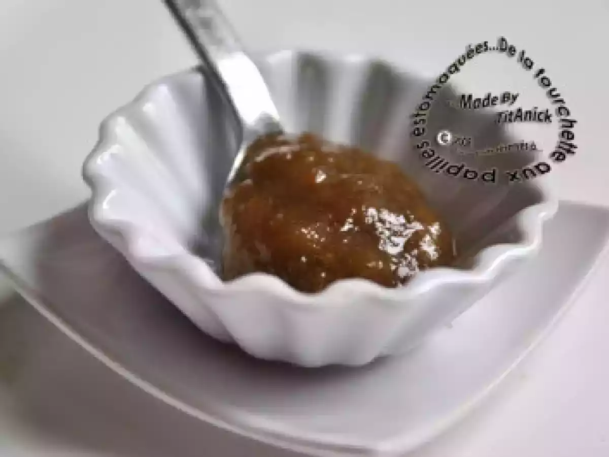 Compote de rhubarbe confite et fondante allégée en sucre