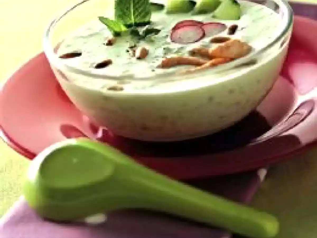 Concombres au yaourt et au paprika