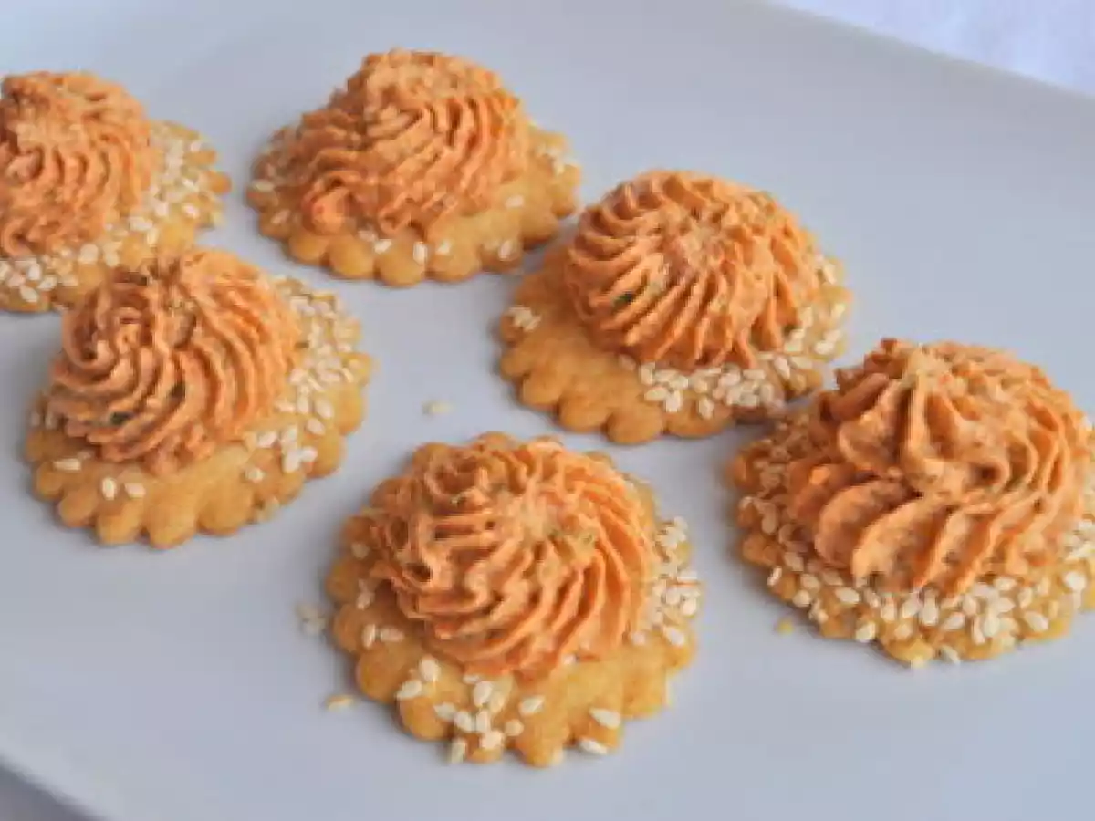 Confinade de tomates et mascarpone sur croustillant