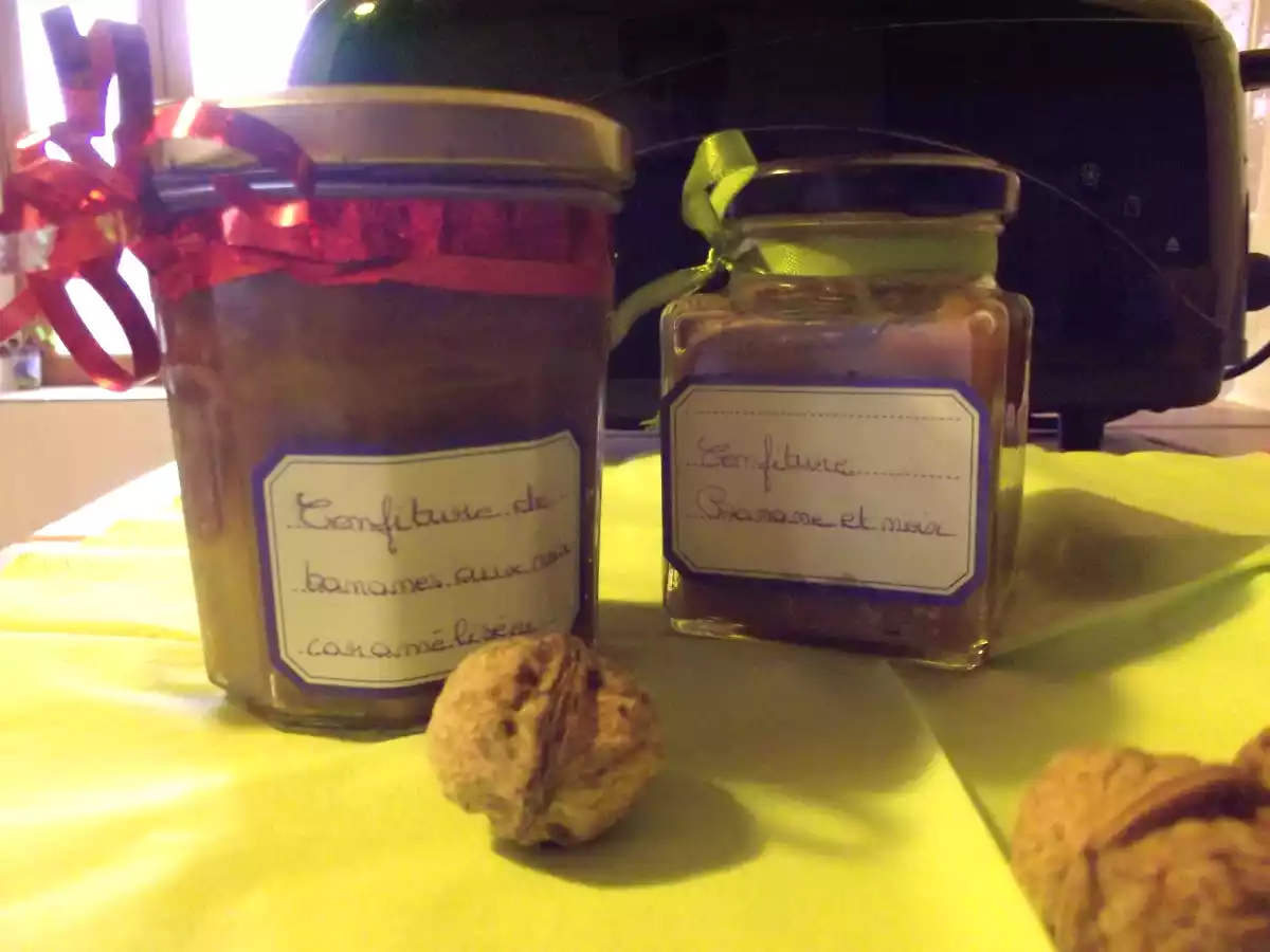Confiture banane et noix caramélisées