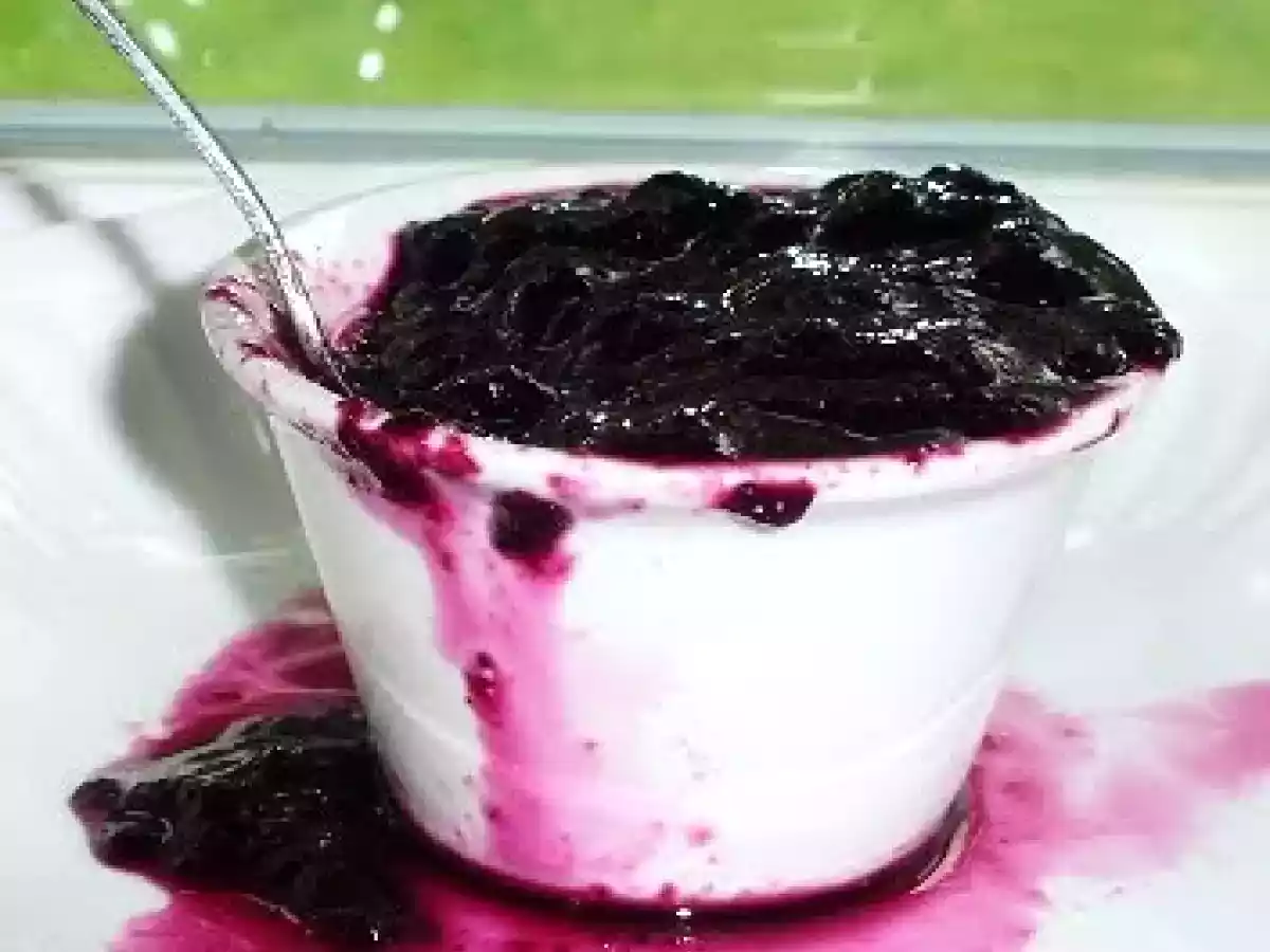 Confiture de bleuets et de rhubarbe