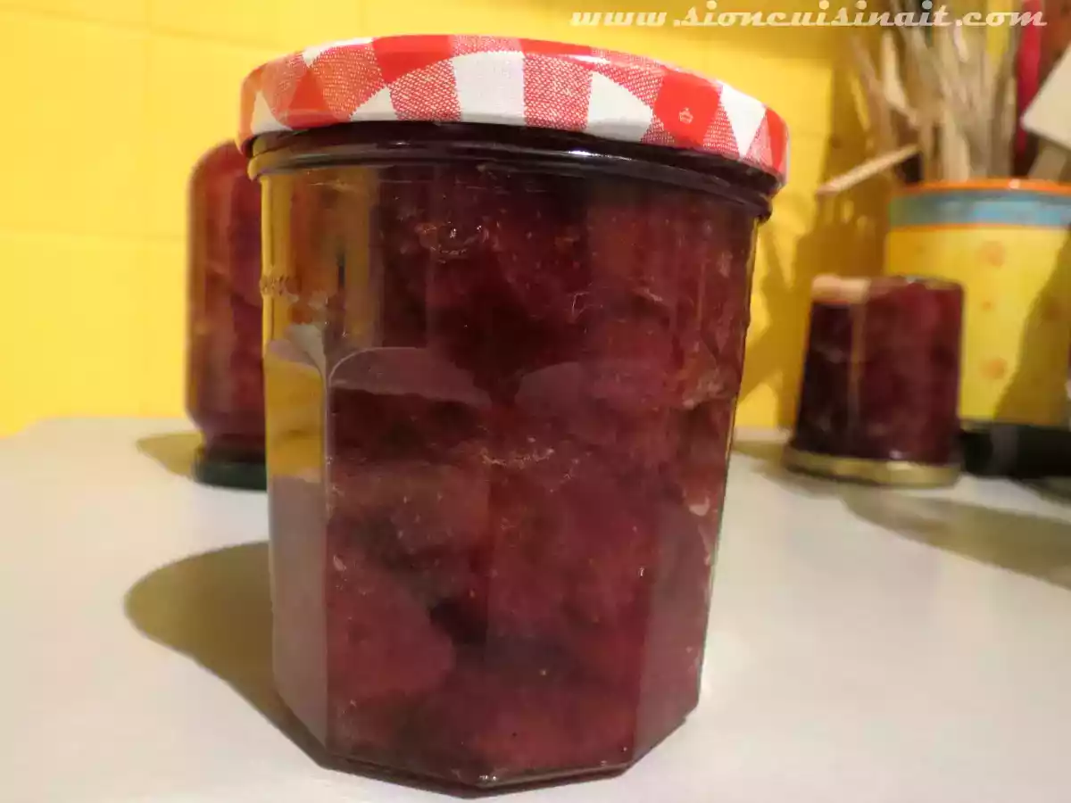 Confiture de fraises traditionnelle