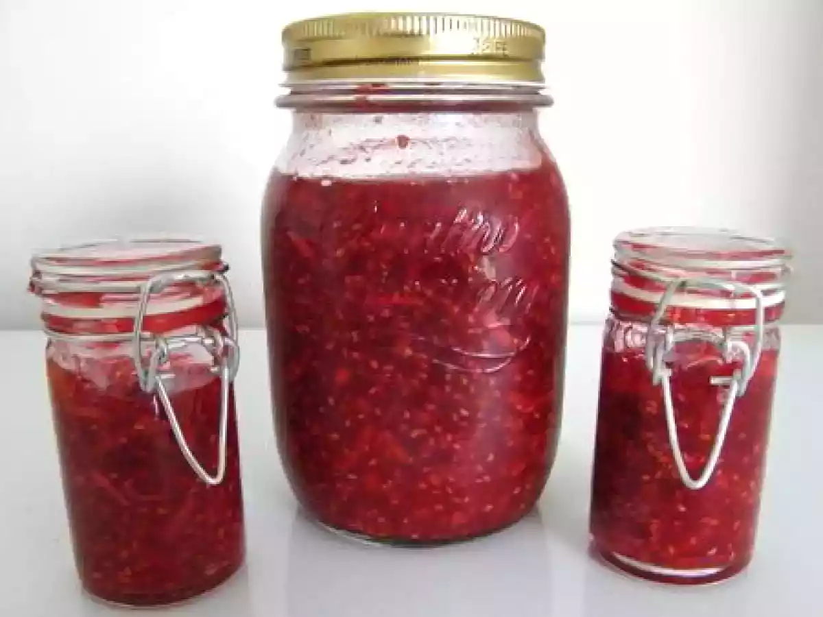 Confiture de framboises et pommes